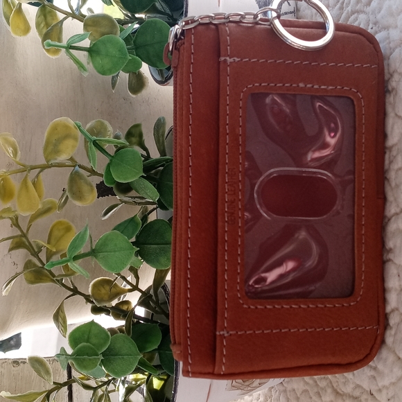 FOSSIL KEY CHAIN CARD HOLDER - Picture 3 of 7